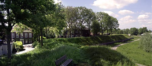  - Woudrichem , Rijkswal