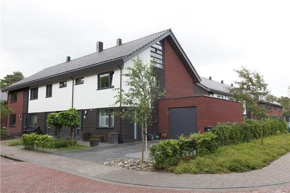 Den Dolder, Mevrouw In Den Reisslaan