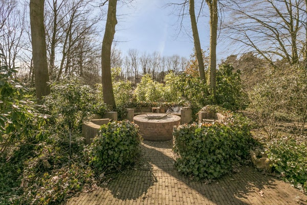 Zilvermeeuwlaan, Best
